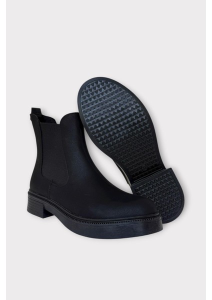 Kısa Topuklu Fermuarlı Kadın Bot Siyah indirimleri