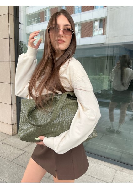 Verona Örgü Dokulu Salaş Görünümlü ve Geniş Hacimli Kadın Omuz Çantası(: Boy 28*en 48*TABAN12 Cm) modelleri