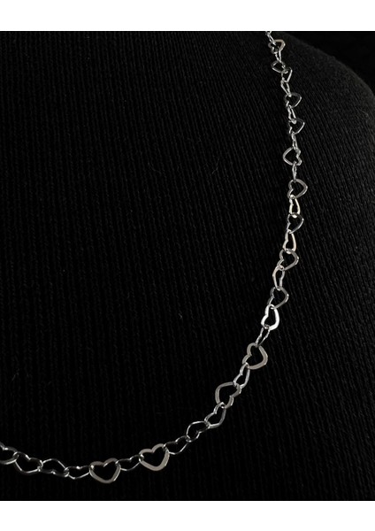 Kalp Detaylı Gümüş Zincir Kolye modelleri