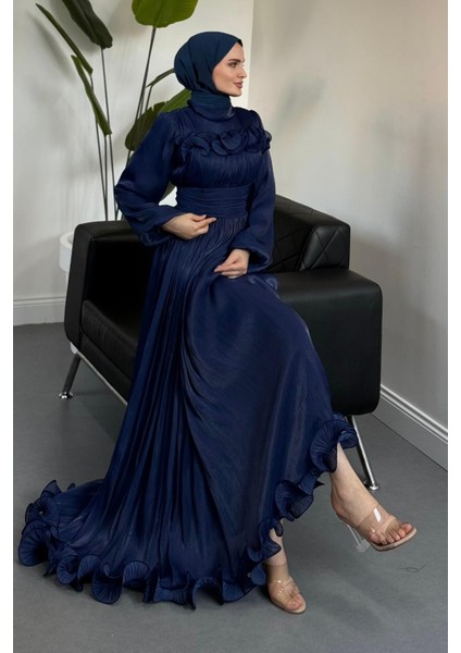 Maryam Altı ve Göğüs Kısmı Fırfırlı Janjan Abiye Lacivert modelleri