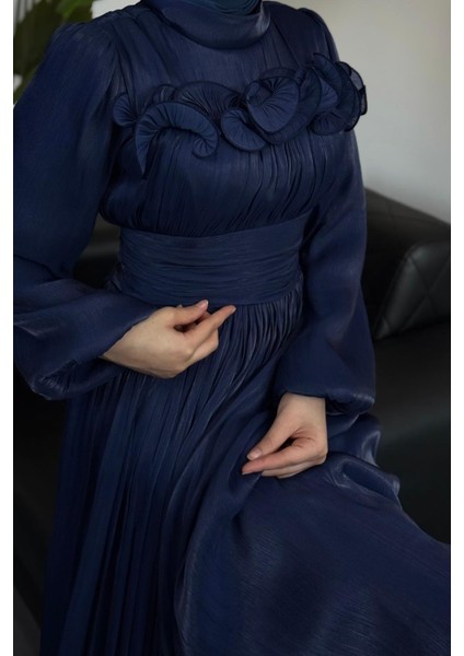 Maryam Altı ve Göğüs Kısmı Fırfırlı Janjan Abiye Lacivert indirimleri