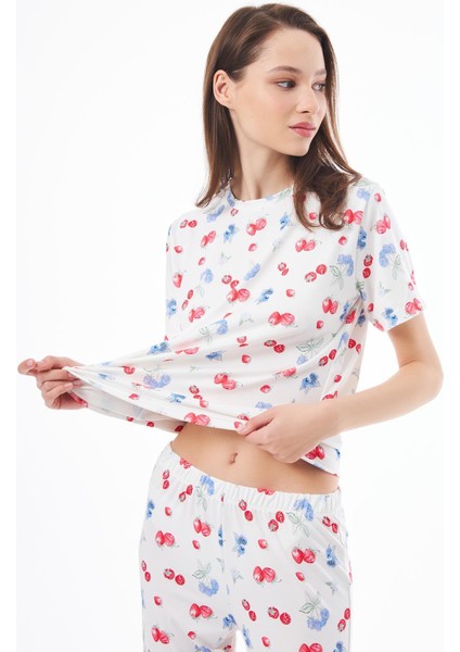 Premium Kadın Pijama Takımı Meyve Desenli Yumuşak Dokulu Kısa Kollu Bisiklet Yaka modelleri