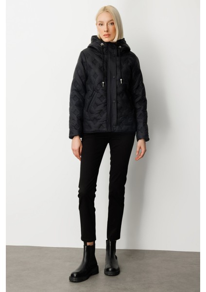 Kadın Kapüşonlu Şişme Mont 6601 Siyah modelleri