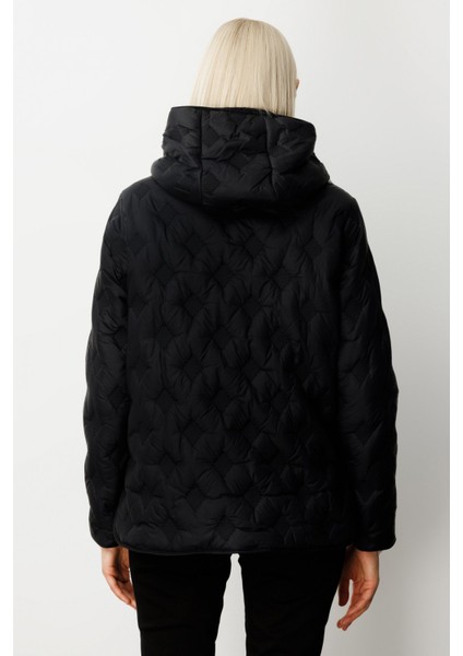 Kadın Kapüşonlu Şişme Mont 6601 Siyah fırsatları