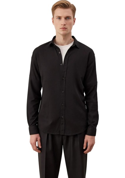 Erkek Gardırobunun Zamansız Parçası Dokulu Yüzeyli Regular Kesim Uzun Kollu Gömlek Estetik