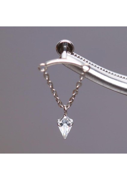 Yüksek Kalite G23 Titanium Gizli Zincir Sallantı Kristal Zirkon Titanyum 6x1.2mm Labret Piercing