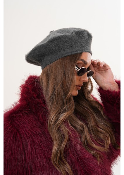 Peluş Ressam Şapkası (Bere) fırsatları