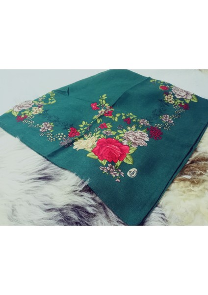 %100 Pamuk Çiçek Desen Motifli Kışlık Pamuklu Eşarp Fular 100X100 cm indirimleri
