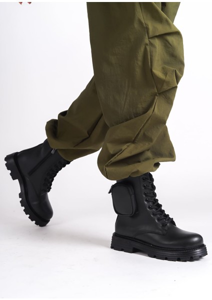 Nyx Bağcıklı Fermuarlı Ortopedik Taban Suya ve Soğuğa Dayanıklı Çantalı Kadın Bot St Siyah fırsatları