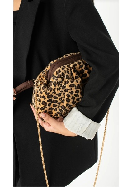 The Moiss Leopar Desenli Peluş Kadın Omuz Çantası modelleri