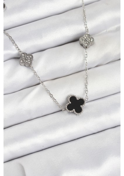 316L Çelik Zincir Gümüş Renk Siyah ve Zirkon Taşlı Yonca Kadın Kolye - Lisinya