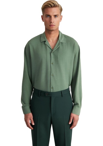 Erkek Oversize Fit Apaş Yaka Uzun Kollu Düz Desenli Dokuma Keten Görünümlü Gömlek Yaz Stili fırsatları