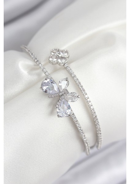 Pirinç Zirkon Taşlı Kelebek ve Yonca Model Gümüş Renk Kadın Bileklik - Lisinya