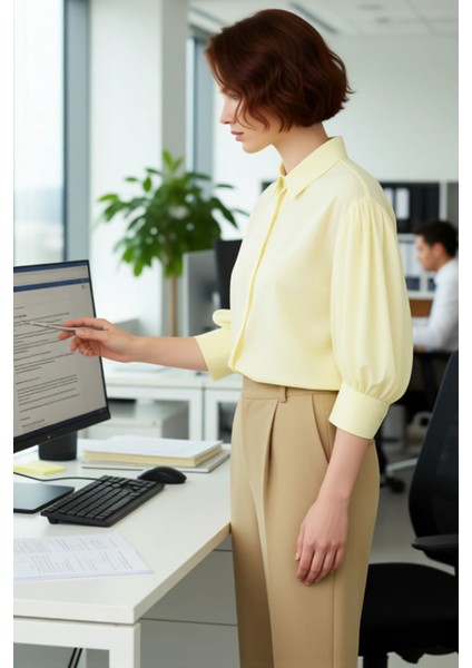 Kadın Balon Kol Düz Gömlek Klasik Yaka Rahat Kesim Gündelik Şıklık Yazlık Kombinler Modern Görünüm modelleri