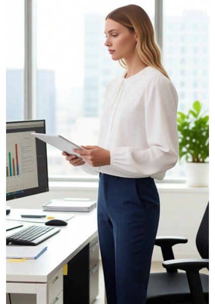 Kadın Güpür Işlemeli Bebe Yaka Crop Gömlek Uzun Balon Kollu Dokuma Kumaş Konforlu Kesim Günlük modelleri