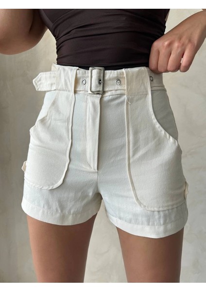 Kemer Detaylı Gabardin Şort Krem S25289