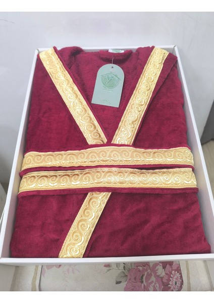 Bornoz Özel Tasarım Kadife Kapüşonlu %100 Pamuk Kutulu modelleri