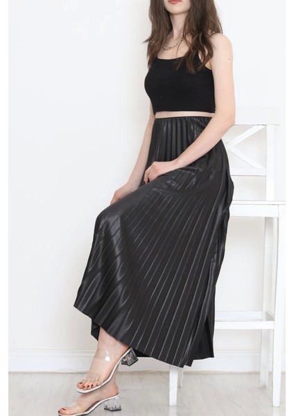 Zarif ve Modern Pileli Parlak Krep Gizli Lastikli Siyah Etek ( Lisinya )
