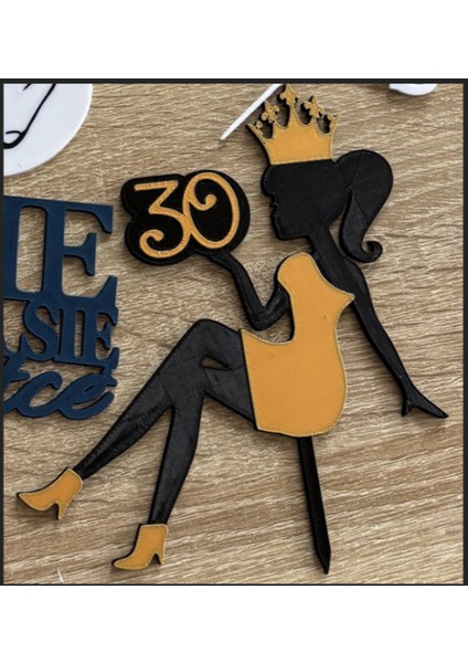 Queen 30 Yaş Pasta Süsü