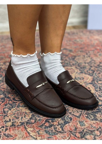 Delos Deri Toka Detaylı Acı Kahve Kadın Loafer fırsatları