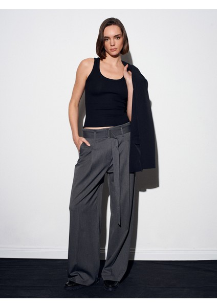 72210 Kemerli Pileli Bol Kumaş Pantolon-Gri