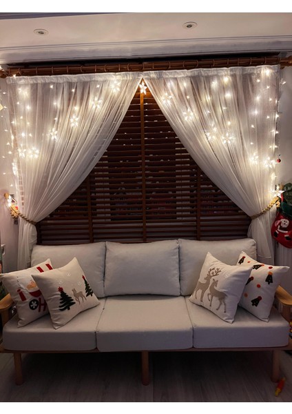 Yılbaşına Özel Tasarlanmış Punch Işlemeli Kırlentler, Rengarenk, Merry Christmas, Zarif ve Şık Yılbaşı Dekoru (43 x 43 cm ), Konforlu ve Dayanıklı Kumaş, Ev ve Ofis Için Ideal Hediye