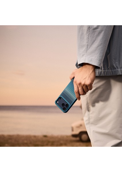 iPhone 17 Pro Max Kılıf M-Safeli Pitaka Tactile Woven Sunset-Moonrise Aramid Pro Guard Kapak Mavi