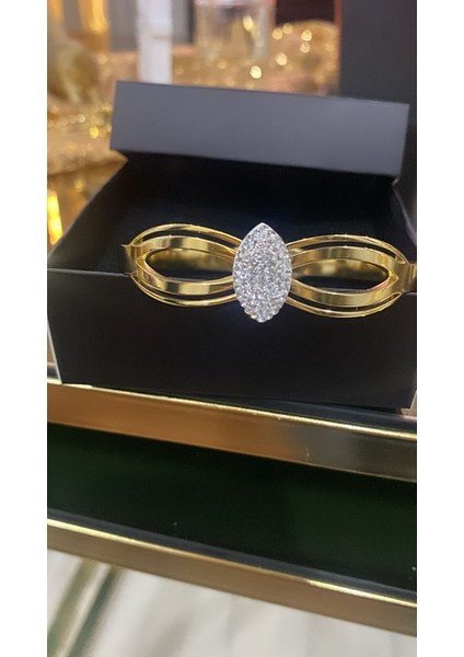 Çelik Altın Kaplama Taşlı Kelepçe Bileklik modelleri