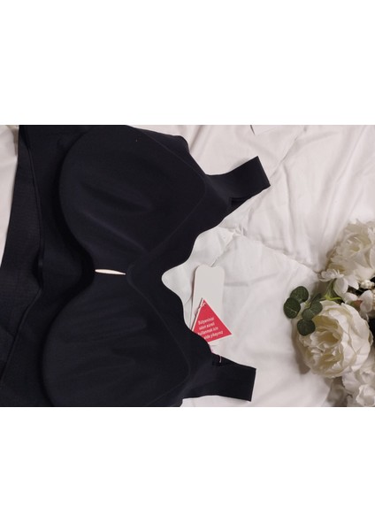 Siyah Ry Lazer Kesim Tek Parça Dikişsiz Sütyen – Iz Yapmaz Rahat Kumaşlı Bralet fırsatları