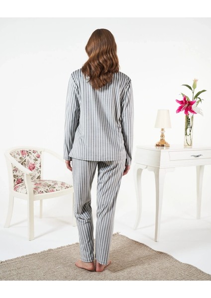 Estiva 25360 Gömlek Yaka Çizgili Kadife Pijama Takımı fiyatları