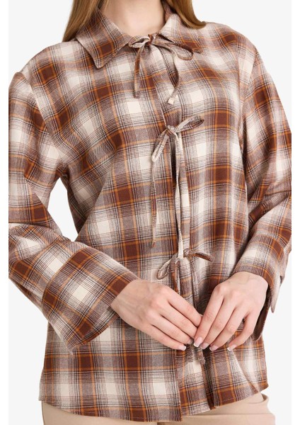 Regular Fit Dama Desenli Flanel Önden Bağlamalı Uzun Kollu Tunik fırsatları