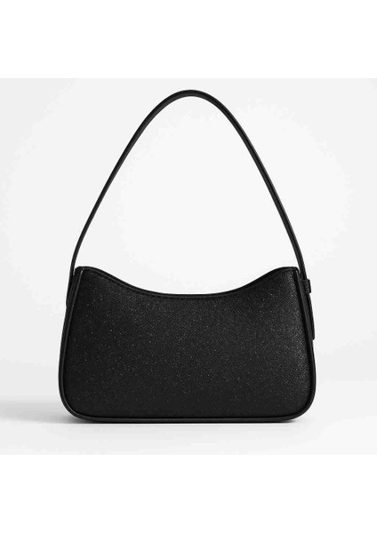 Lüks Görünümlü Parlak Siyah Omuz Çantası – Gün Boyu Zarafet