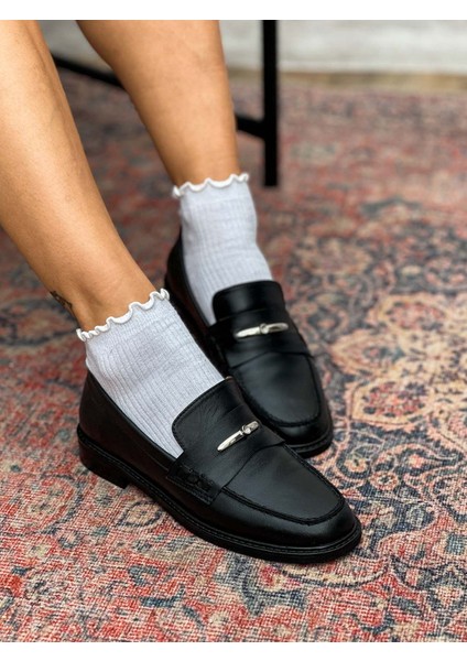 Delos Deri Toka Detaylı Siyah Kadın Loafer indirimleri