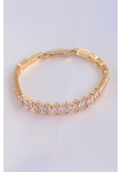 Vip Seri Pirinç Pembe Zirkon Taşlı Gold Renk Baget Model Bileklik - Lisinya