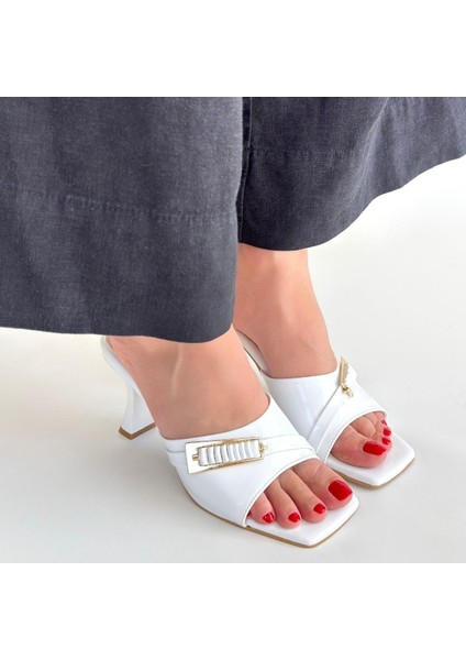 Sief Beyaz Rugan Topuklu Terlik - Lisinya fırsatları
