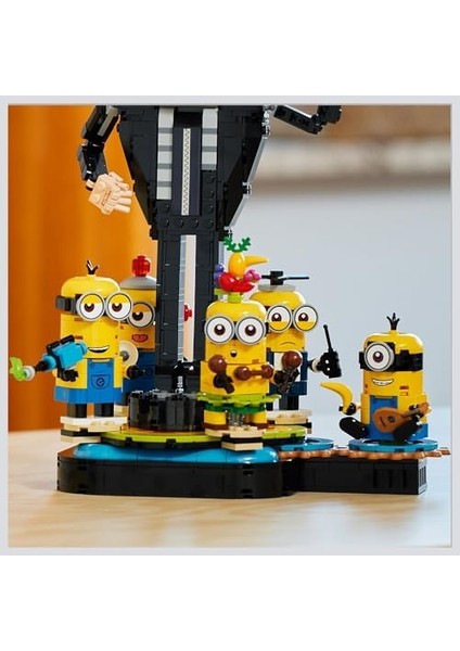 Despicable Me 4 Yapım Parçalarından Gru ve 75582 9 Yaş ve Üzeri Çocuklar Için Yaratıcı Oyuncak Model Yapım Seti (839 Parça) fiyatları
