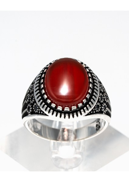 Akik Taşlı 925 Ayar Gümüş Erkek Yüzük – Asil ve Etkileyici Tasarım