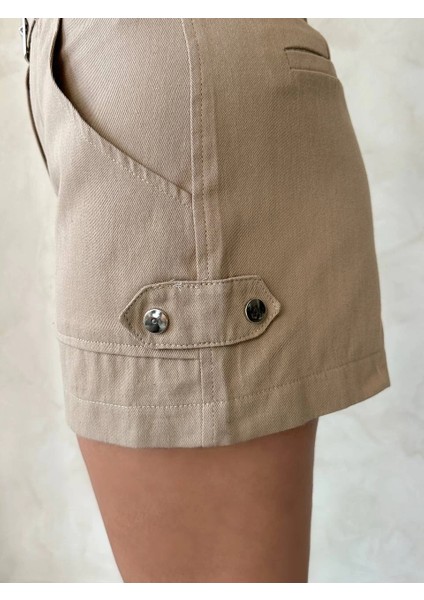 Kemer Detaylı Gabardin Şort Bej S25289