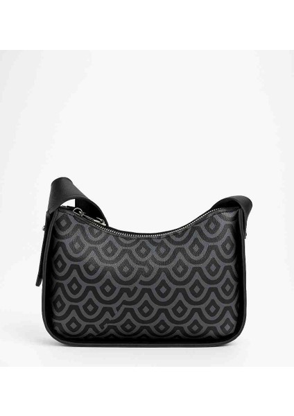 Geometrik Desenli Siyah Suni Deri Omuz Çantası – Şık, Modern ve Her Kombine Uygun Tasarım
