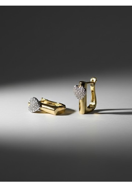 Minimalist Kalp Detaylı Altın Tonu Halka Küpe modelleri