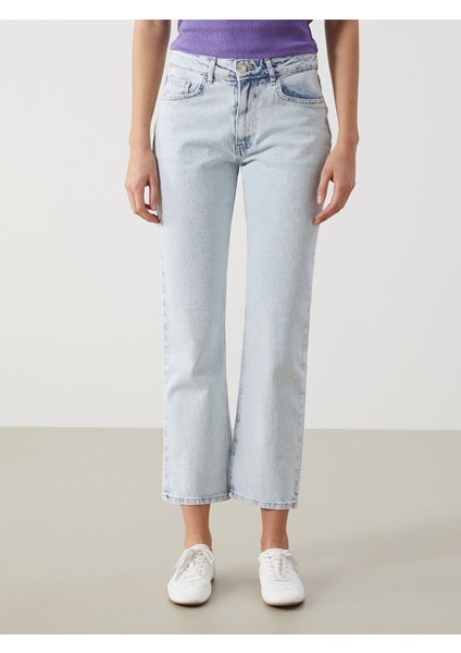 Yeni Sezon Straight Fit Kadın Jean Pantolon fiyatları