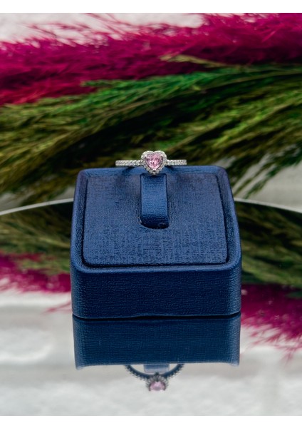 925 Ayar Gümüş Pembe Kuvars Taşlı Kalpli Popüler Kadın Yüzük fırsatları