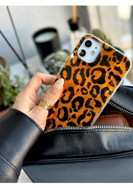Go Aksesuar 11 Uyumlu Leopar Renk Geçişli Parlak Silikon Kourmalı Kılıf - Leopar