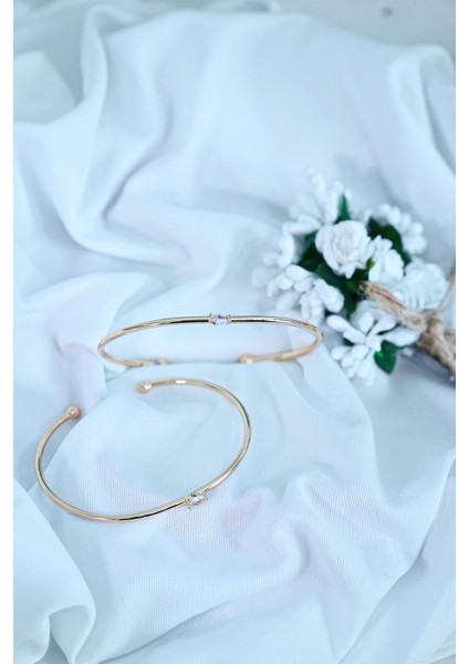 Gold Renk Kelepçe Model Zirkon Taşlı Çelik Bileklik Kaliteli fiyatları