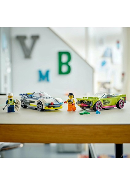 Polis Arabası ve Spor Araba Takibi 60415 modelleri