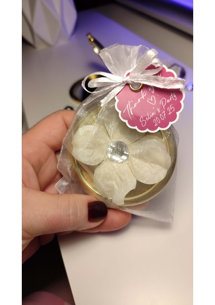 Gelin & Nedime Hediyeliği | Çiçek ve Taş Detaylı Lüks Ayna fırsatları