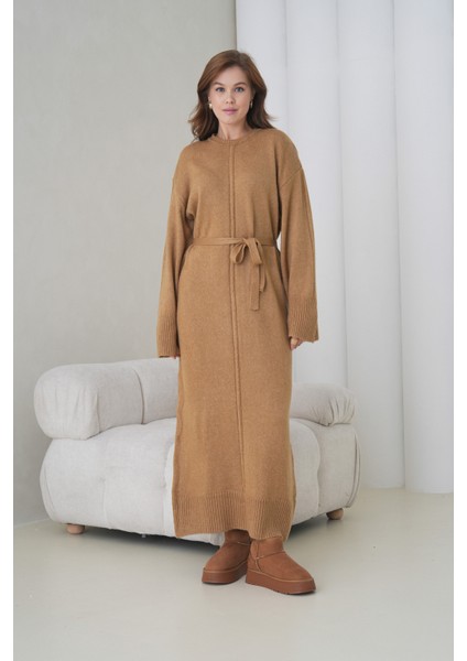 Kadın Uzun Kol Bisiklet Yaka Tesettüre Uygun Dokulu Kuşaklı Triko Spor Şık Maxi Boy Uzun Elbise indirimleri