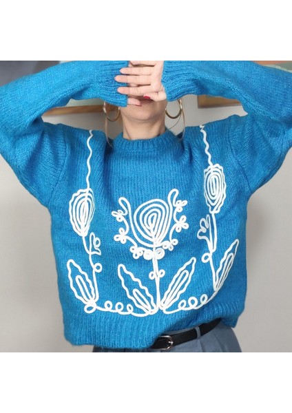 Nakışlı Mavi Yün Kazak Tasarım Kazak