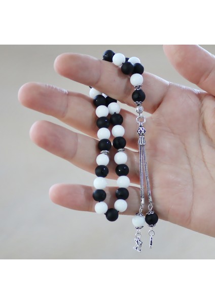 925 Ayar Gümüş Isme Özel Harf Püsküllü Küre Kesim Siyah Beyaz Jade Oniks Doğaltaş Taraftar Tesbih fırsatları