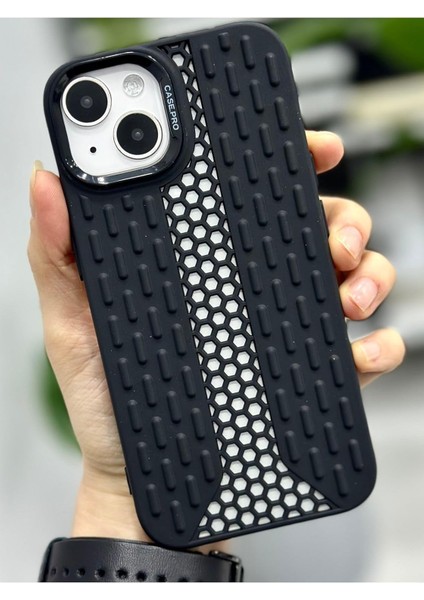 Go Aksesuar 13-14 - 15 ile Uyumlu Tasarım Darbe Önleyici Silikon Kılıf